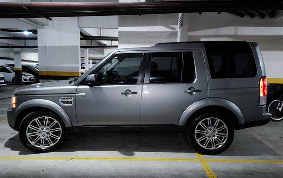 LAND ROVER DISCOVERY 4 3.0 HSE 4X4 V6 24V BI-TURBO DIESEL 4P AUTOMÁTICO